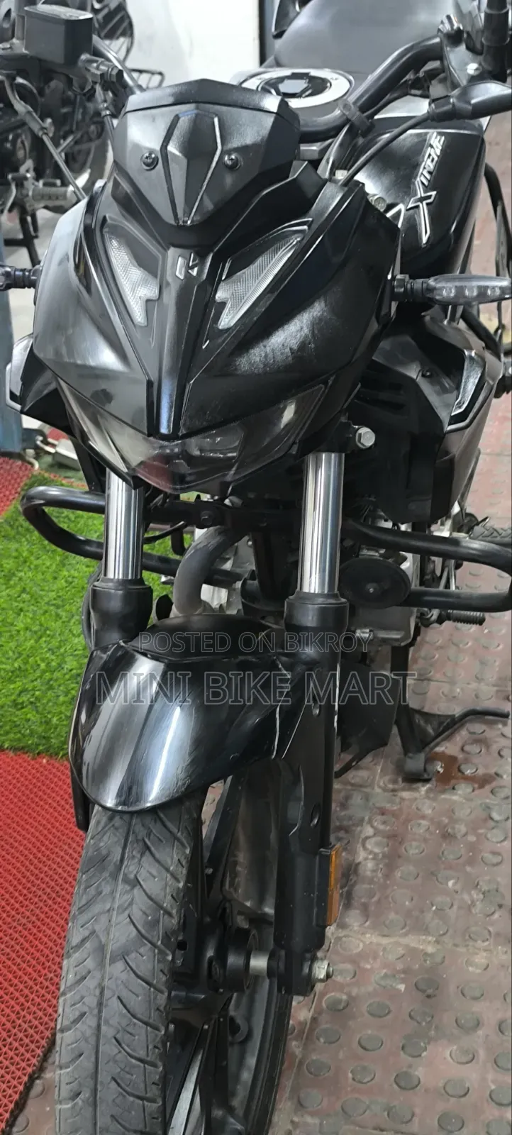 Hero Xtreme 125R 2025 Black