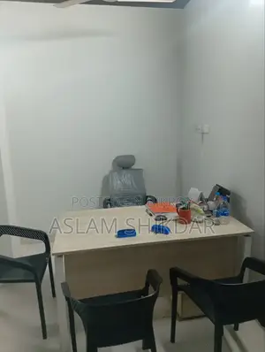 অফিস স্পেস কমার্শিয়াল ভাড়ার জন্য