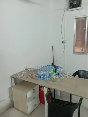 অফিস স্পেস কমার্শিয়াল ভাড়ার জন্য
