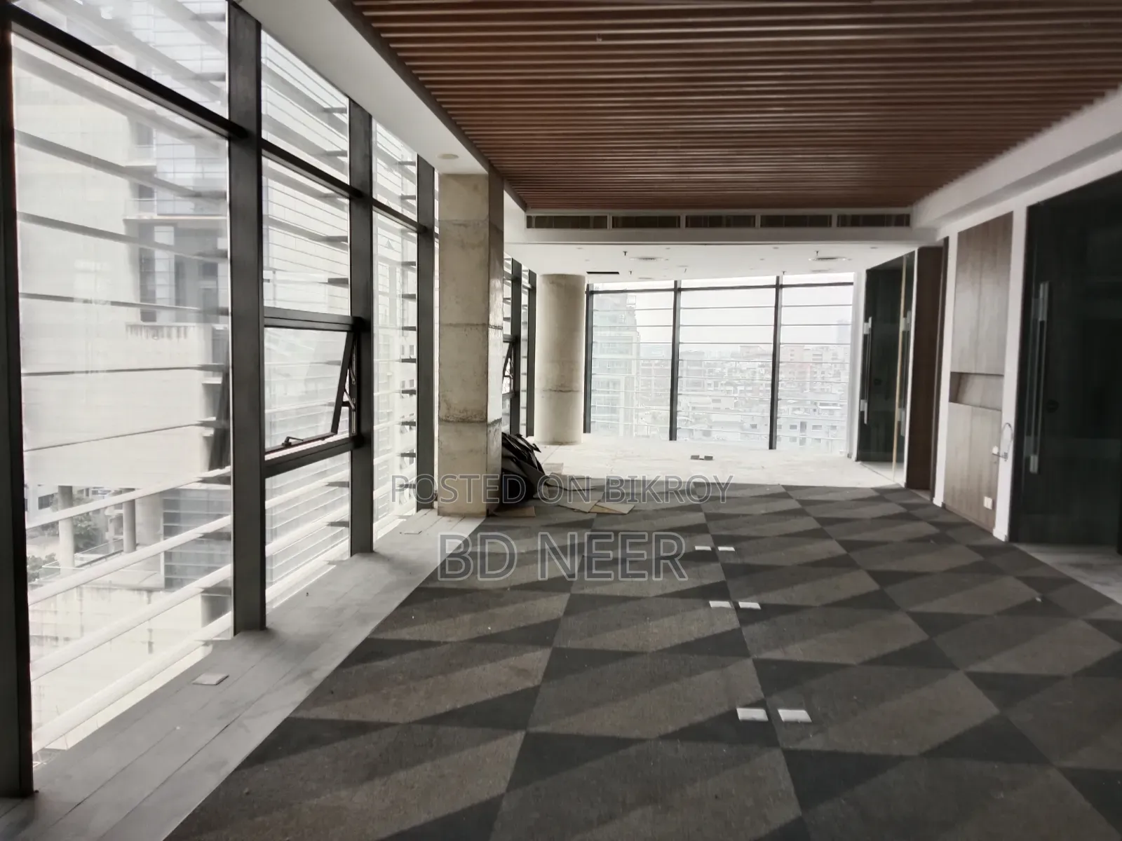 Commercial 9600 SFT Office Space Available in Gulshan 1