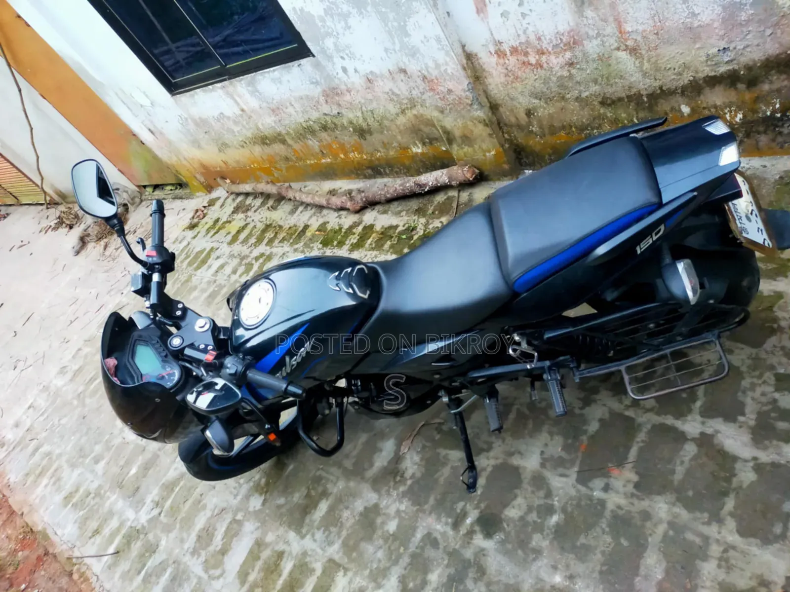 Bajaj Pulsar 150 2025 Blue