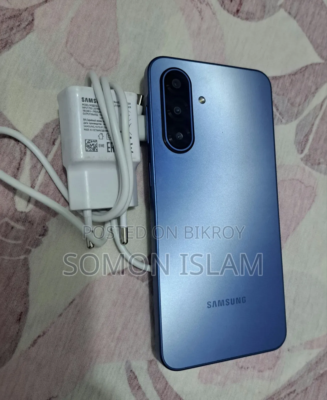 স্যামসাং গ্যালাক্সি এ১৭ ৫জি ২৫৬ জিবি নীল
