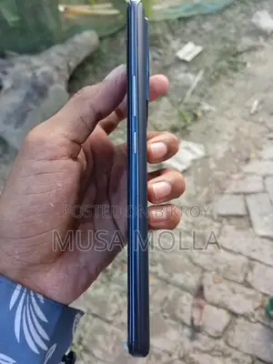 আইকিউও ২৫৬ জিবি ব্ল্যাক