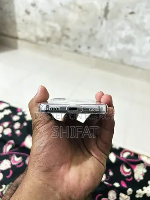 স্যামসাং গ্যালাক্সি এস২২ ৫জি ২৫৬ জিবি সাদা
