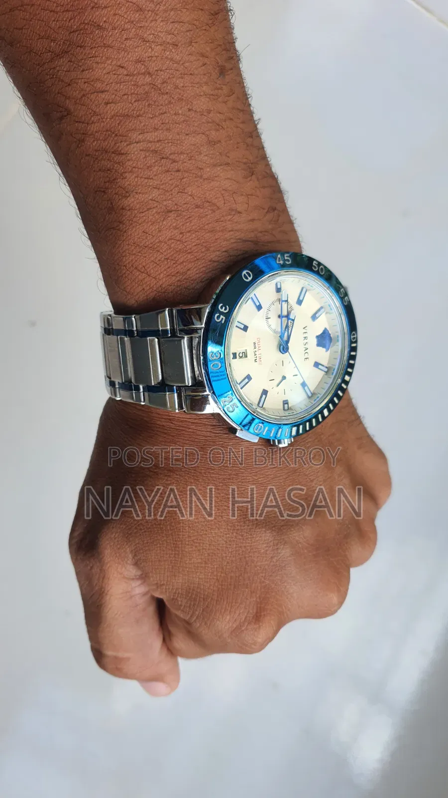ভার্সাচি রিস্ট ওয়াচ