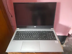 ল্যাপটপ ৪জিবি ইন্টেল কোর আই৭ এসএসডি ১টি
