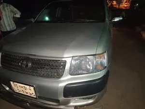 Toyota Succeed 2012 Silver