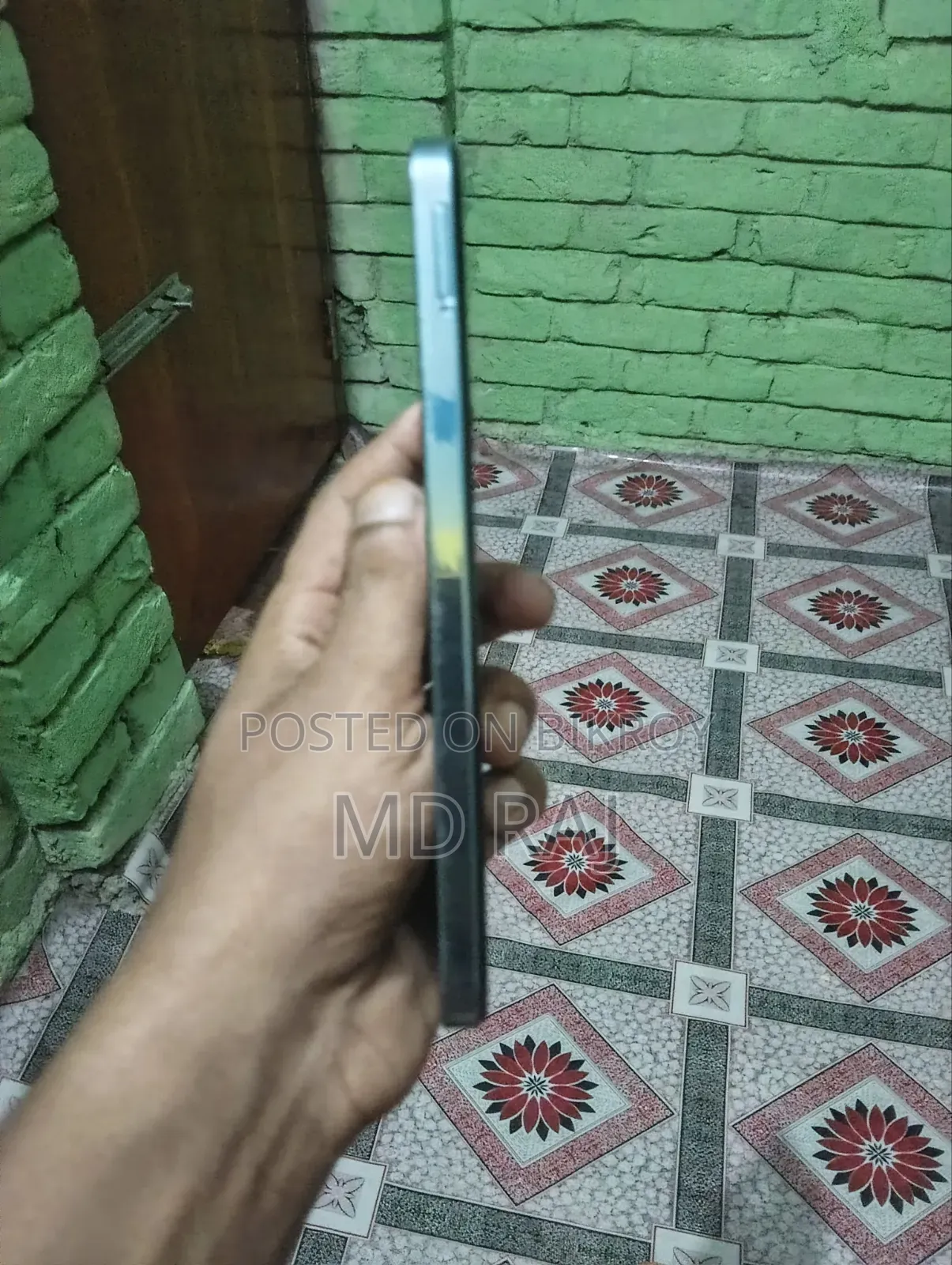 Symphony Z60 Plus 128 GB Graphite