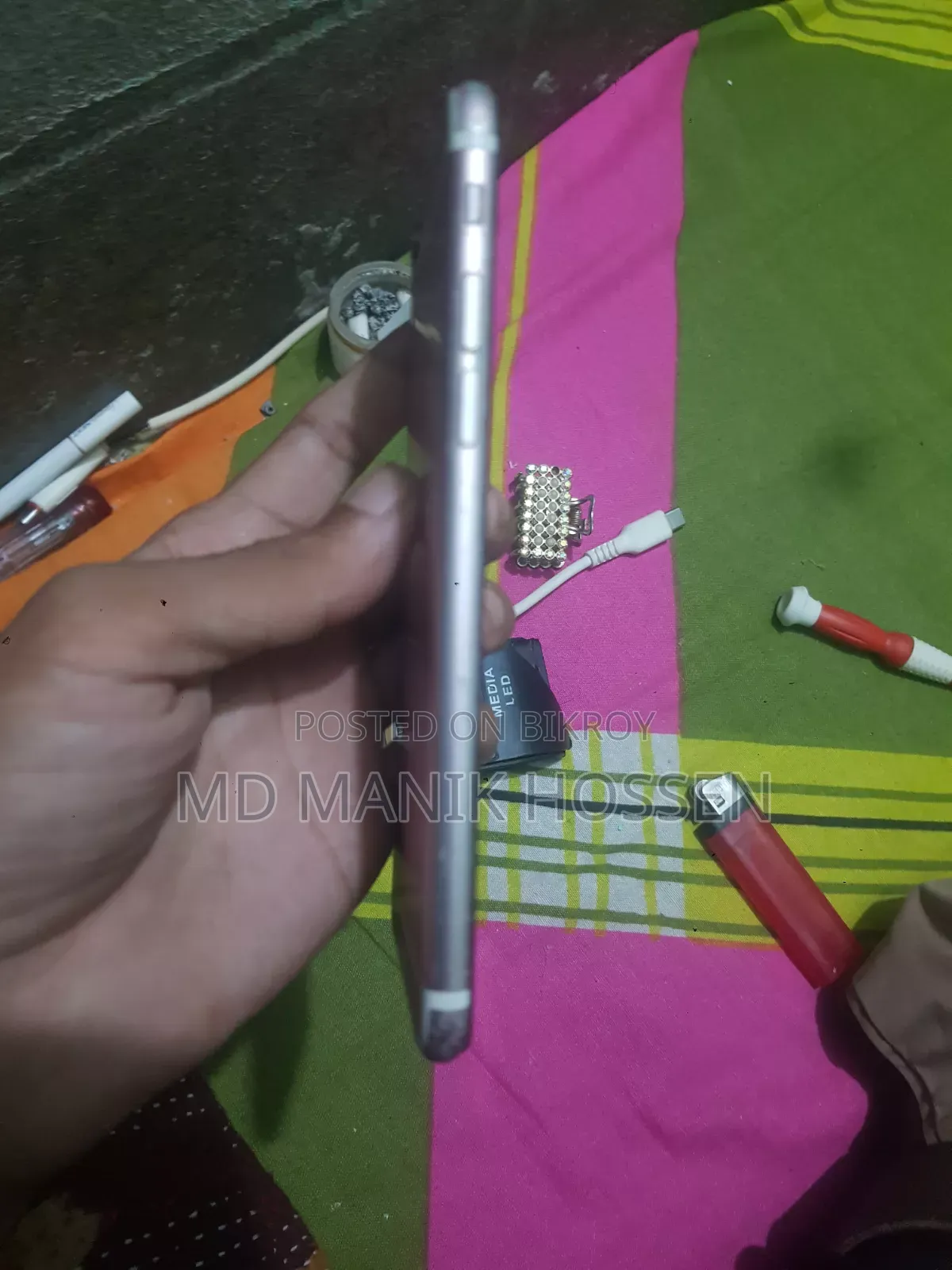 Apple iPhone 6s 64 GB Gold