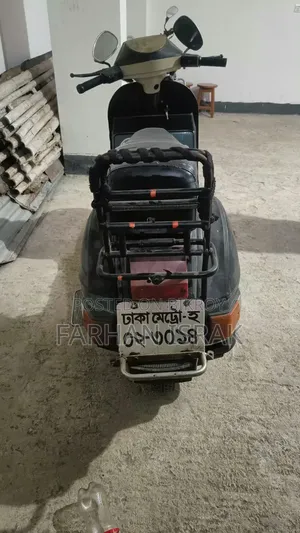 এলএমএল এনভি ২ স্ট্রোক কেএস ১৯৮৬ গ্রীন
