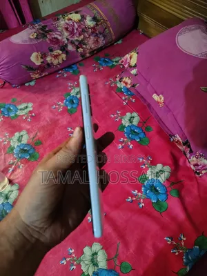 স্যামসাং গ্যালাক্সি এ১৩ ৬৪ জিবি সাদা