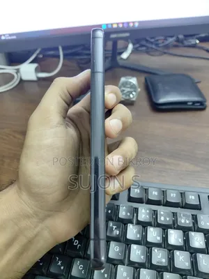 স্যামসাং গ্যালাক্সি এস২২ ৫জি ১২৮ জিবি ব্ল্যাক