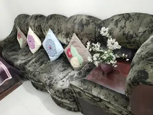 সোফা সেট বিক্রি (৪+২ সিটার)