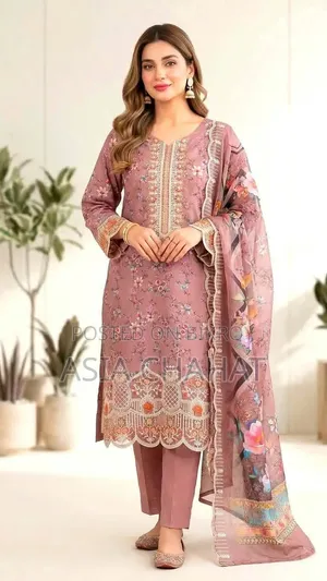 Pakistani Inspired Bin Hamid
