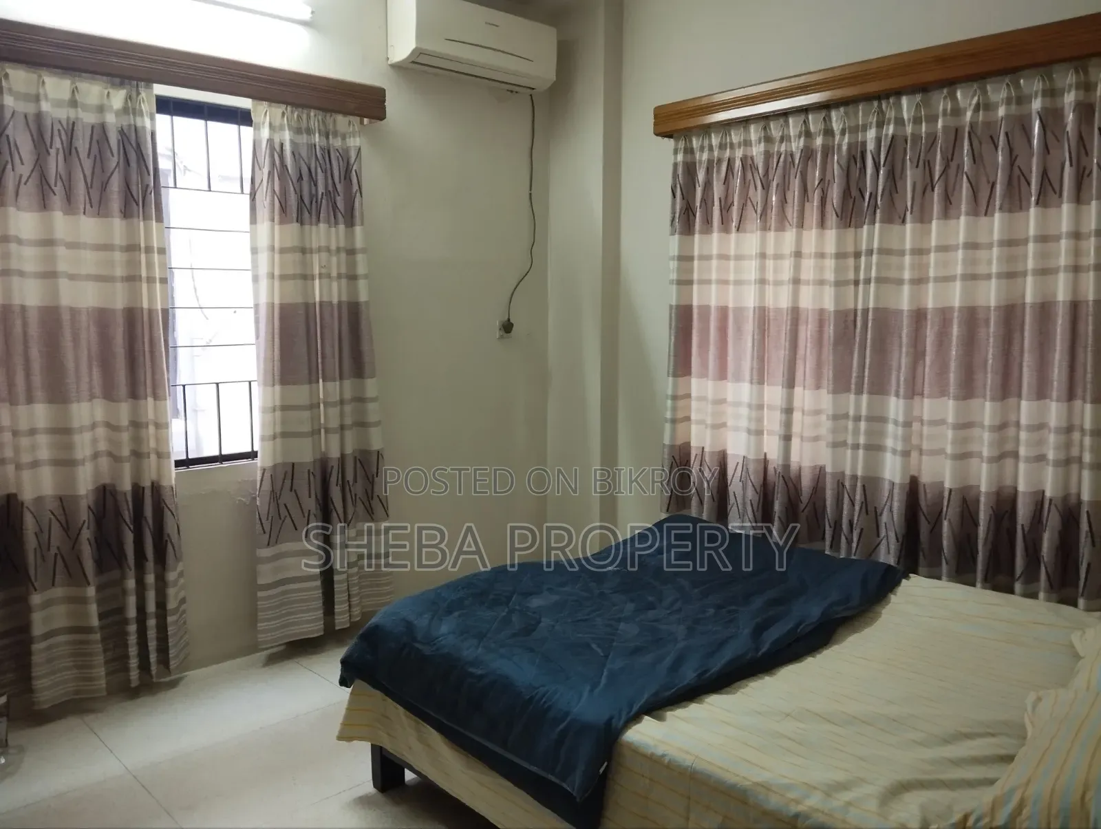 গুলশানে ভাড়ার জন্য আসবাবপত্রসহ ৩ বেডরুমের ফ্ল্যাট
