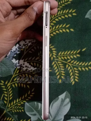 অপ্পো এ৫৭ ৩২ জিবি রোজ গোল্ড