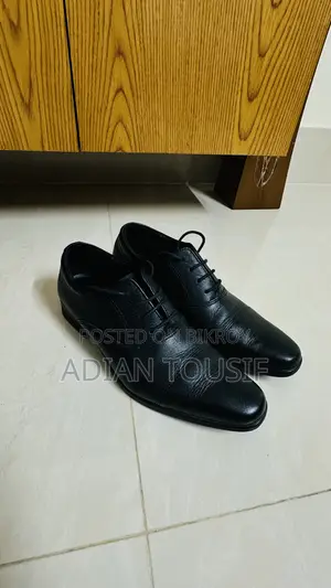 Apex Men’s Oxford Shoe