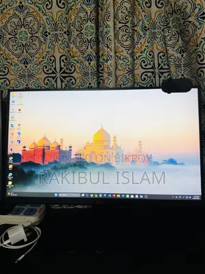 Desktop Computer 8GB AMD Ryzen 5 SSD 256GB