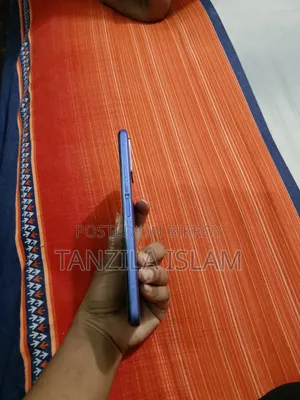 Vivo Y21 64 GB Blue