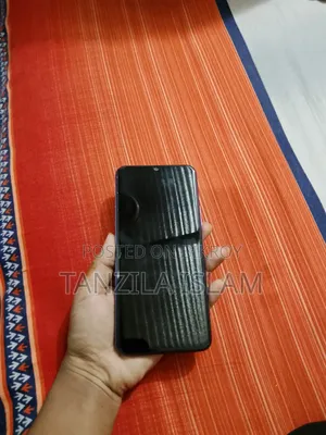 Vivo Y21 64 GB Blue