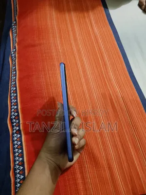 Vivo Y21 64 GB Blue