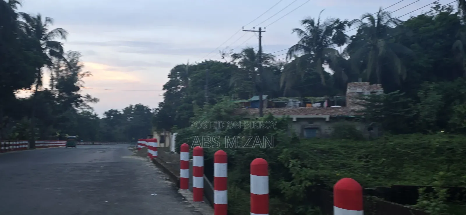 রামুতে ৪ বেডরুমের বাড়ি বিক্রয়ের জন্য