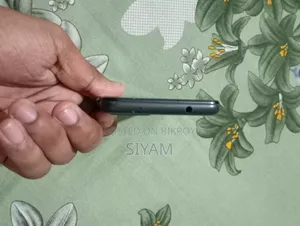 ইএল ১২৮ জিবি গ্রিন
