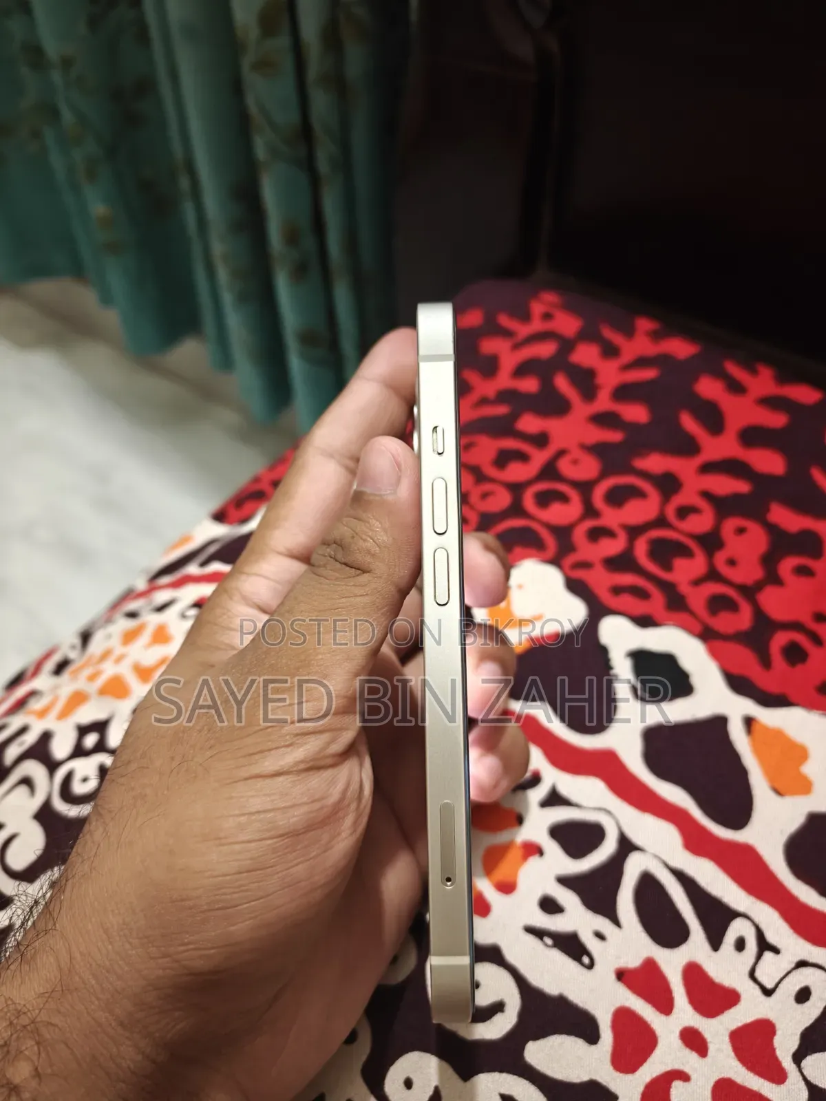 অ্যাপল আইফোন ১৩ ১২৮ জিবি হোয়াইট