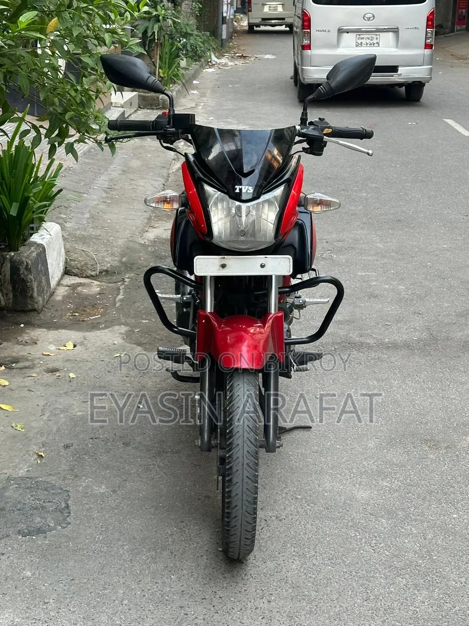 টিভিএস স্ট্রাইকার ১২৫ ২০১৯ লাল