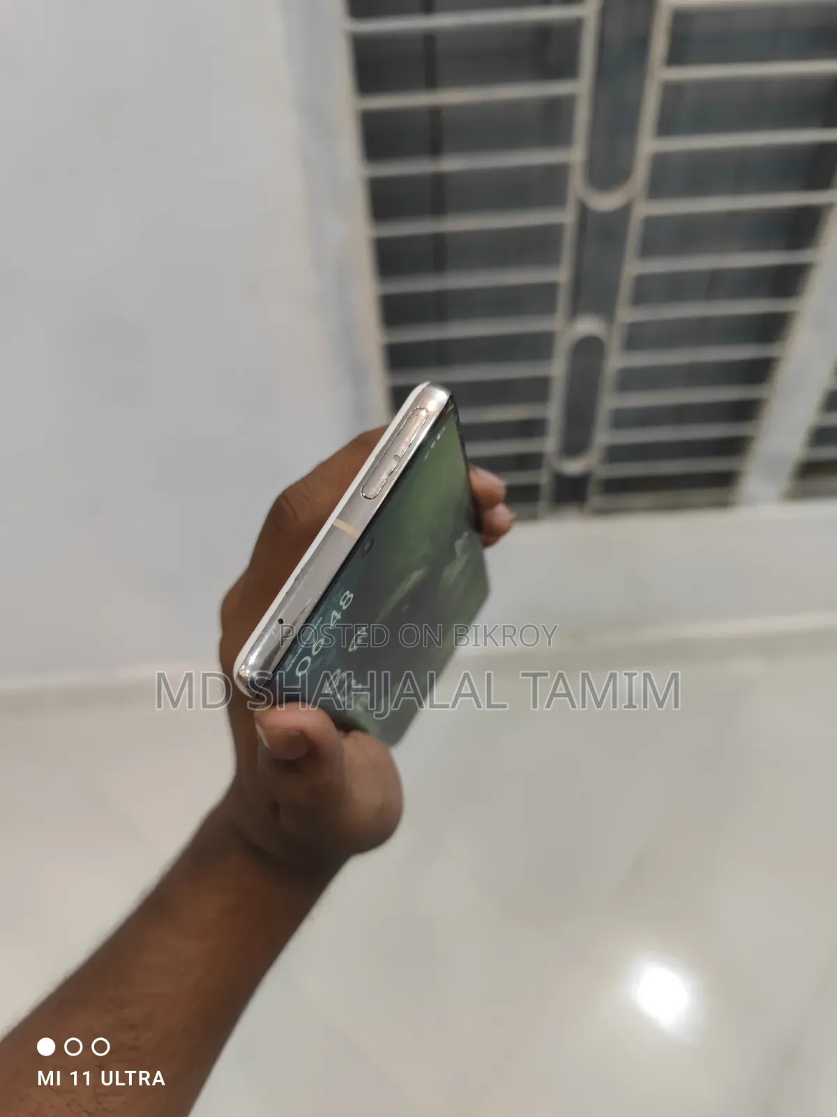 গুগল পিক্সেল ৭ প্রো ১২৮ জিবি হোয়াইট