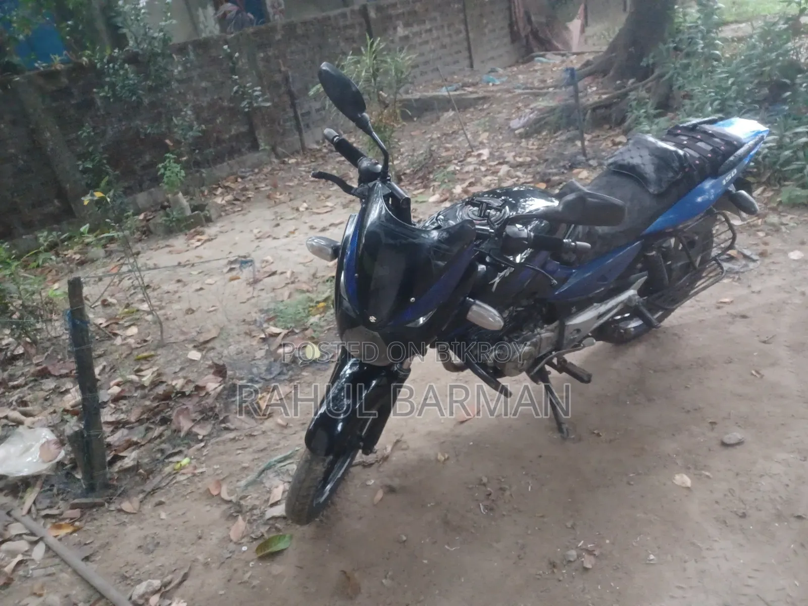বাজাজ পালসার ১৫০ ২০১০ ব্ল্যাক