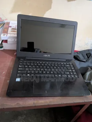 Asus Laptop 4GB Intel Core i5 SSD 256GB