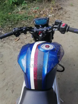 টিভিএস আপাচে ১৬০ ৪ভি ২০২১ নীল