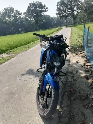 টিভিএস আপাচে ১৬০ ৪ভি ২০২১ নীল