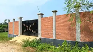 সেক্টর-১০ এ সামনে ৩০০ ফুট এক্সপ্রেসওয়ে সহ ১০ কাঠা দক্ষিণমুখী