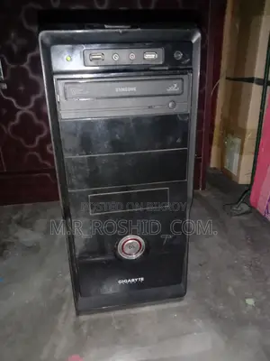 ডেস্কটপ কম্পিউটার গিগাবাইট ৮জিবি ইন্টেল কোর আই ৩ এসএসডি ১২৮জিবি