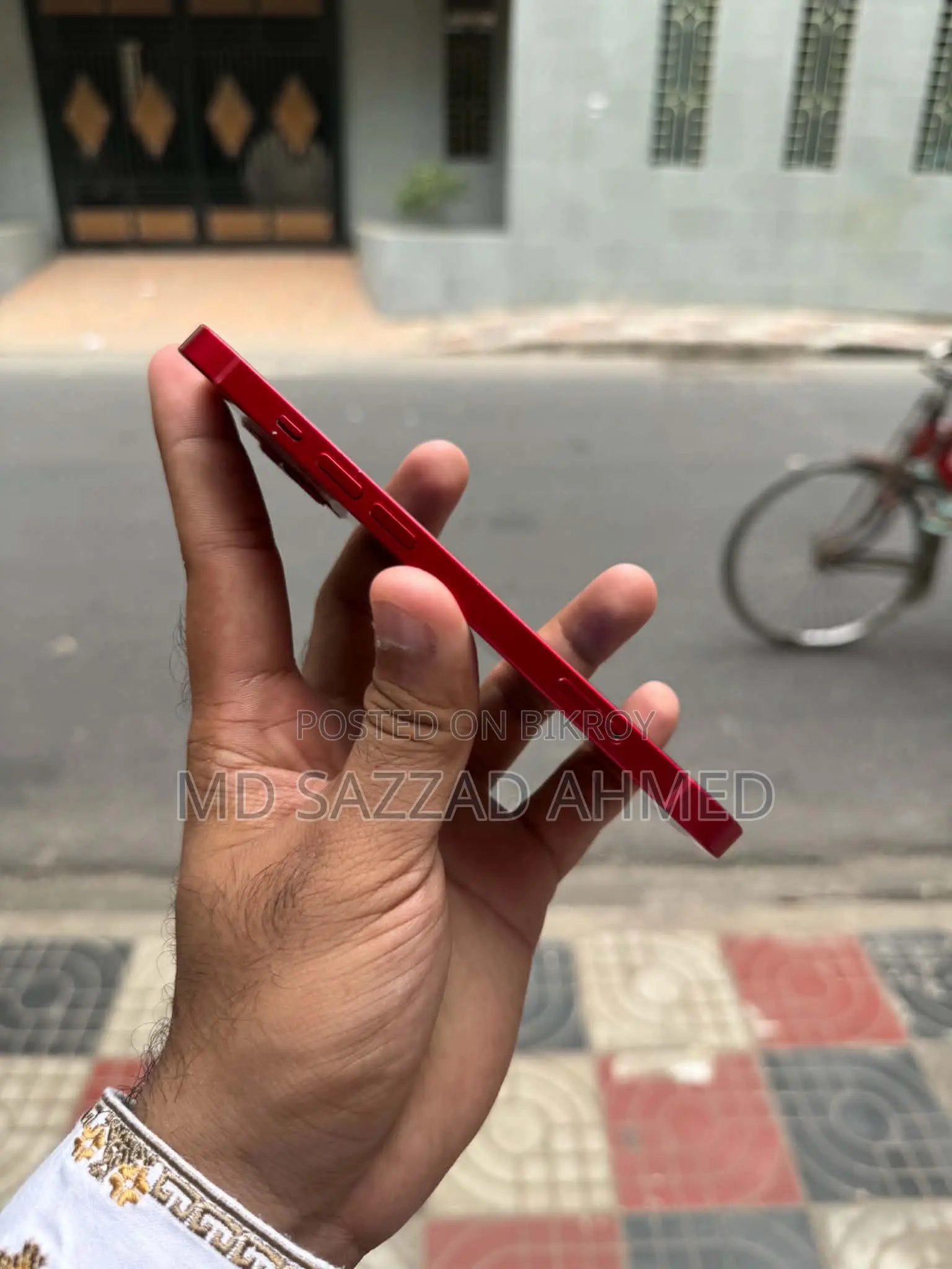 Apple iPhone 13 128 GB Red