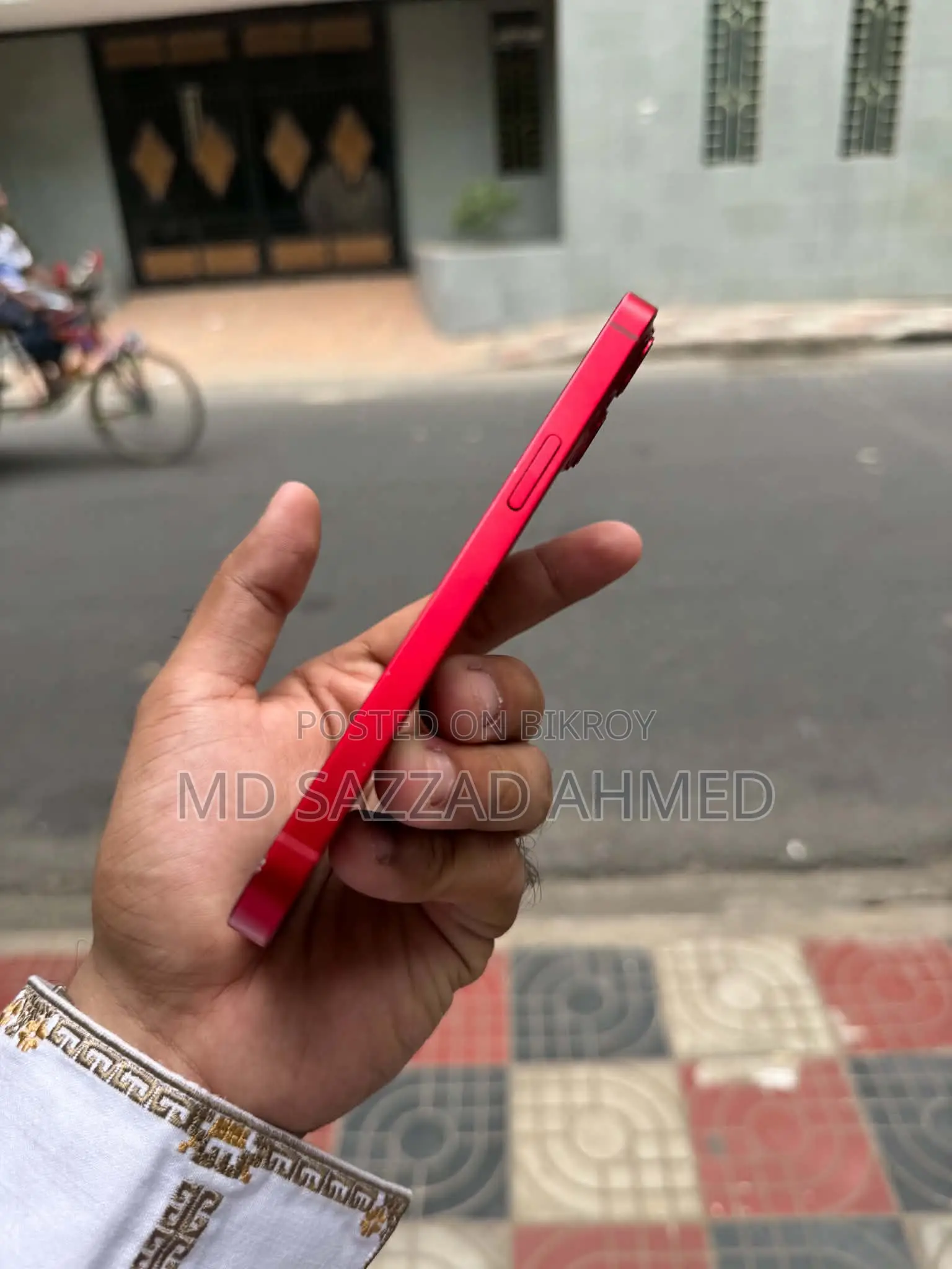 Apple iPhone 13 128 GB Red