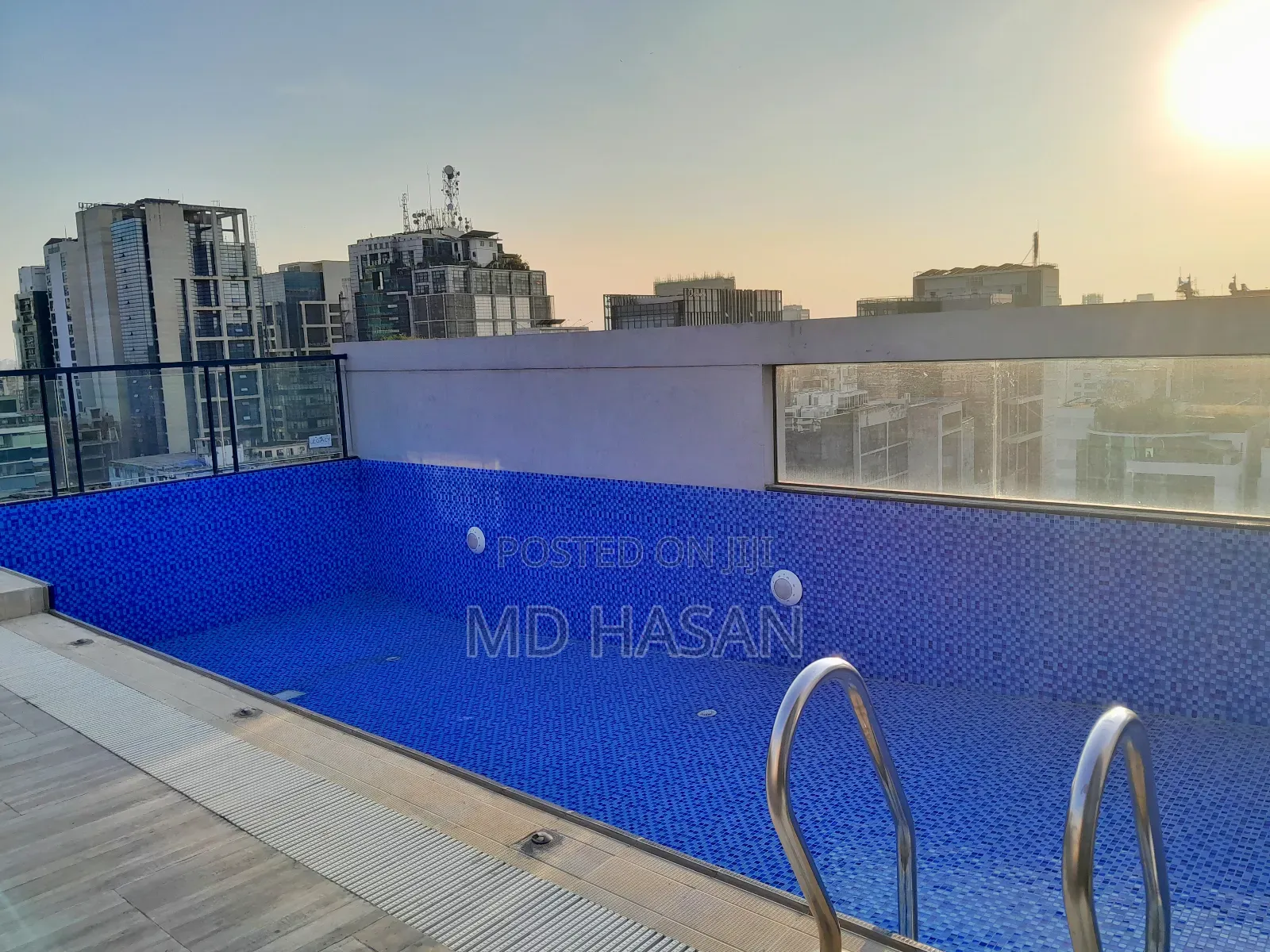 4bdrm Apartment in Ma Property, Gulshan for rent