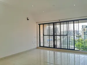 4bdrm Apartment in Ma Property, Gulshan for rent