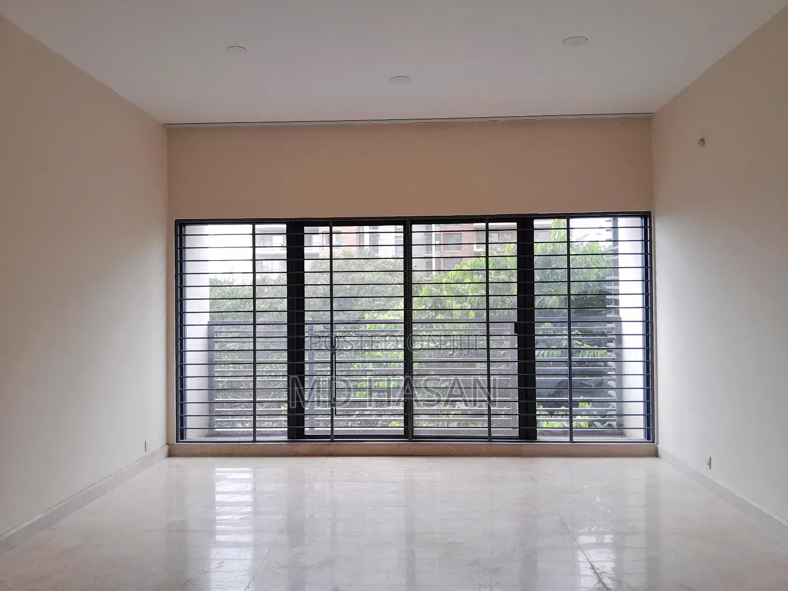 4bdrm Apartment in Semi Furnished for rent