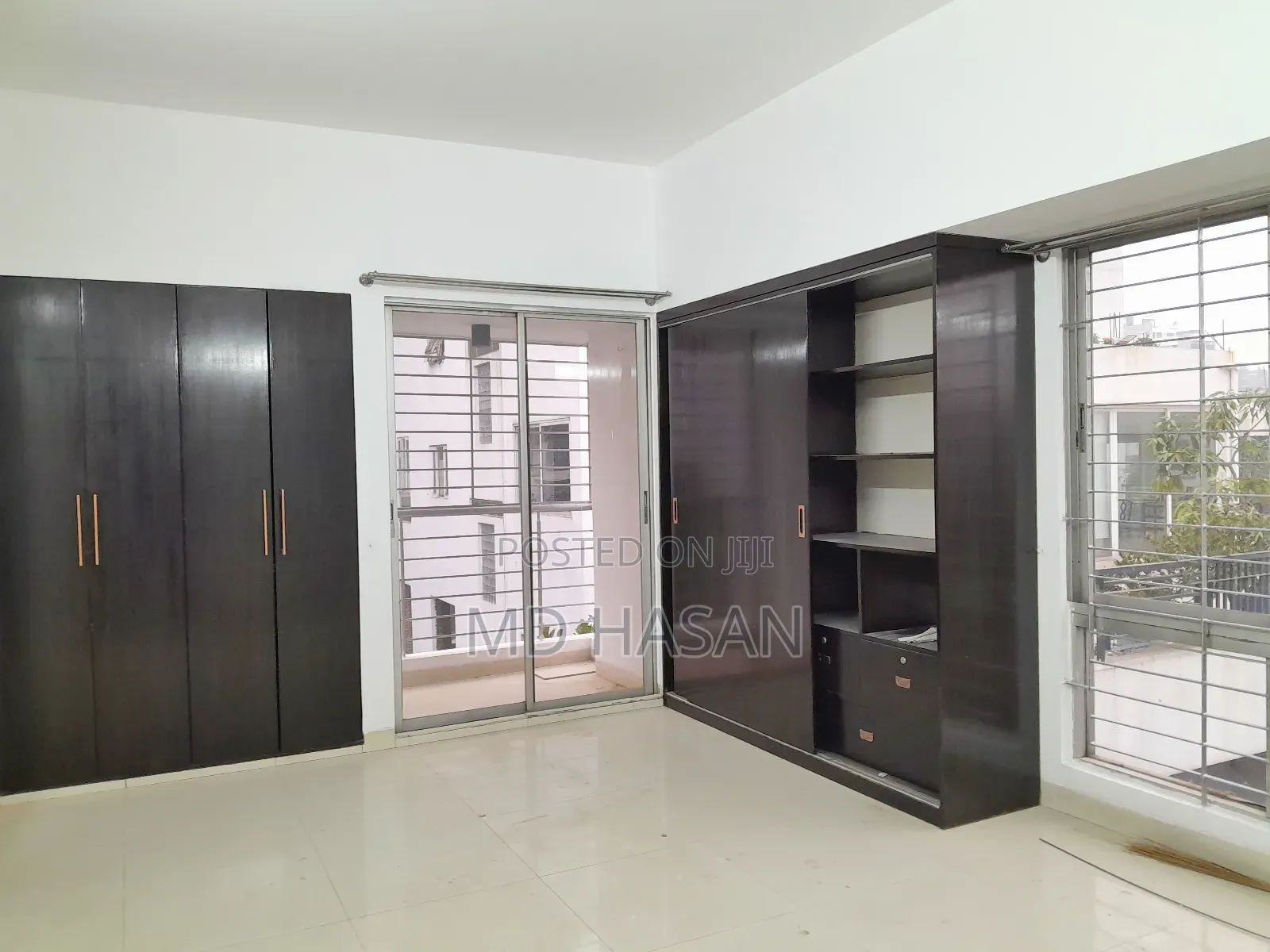 3bdrm Apartment in Semi Furnished for rent