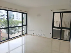 4bdrm Apartment in Also Gym&Pool Semi, Gulshan for rent