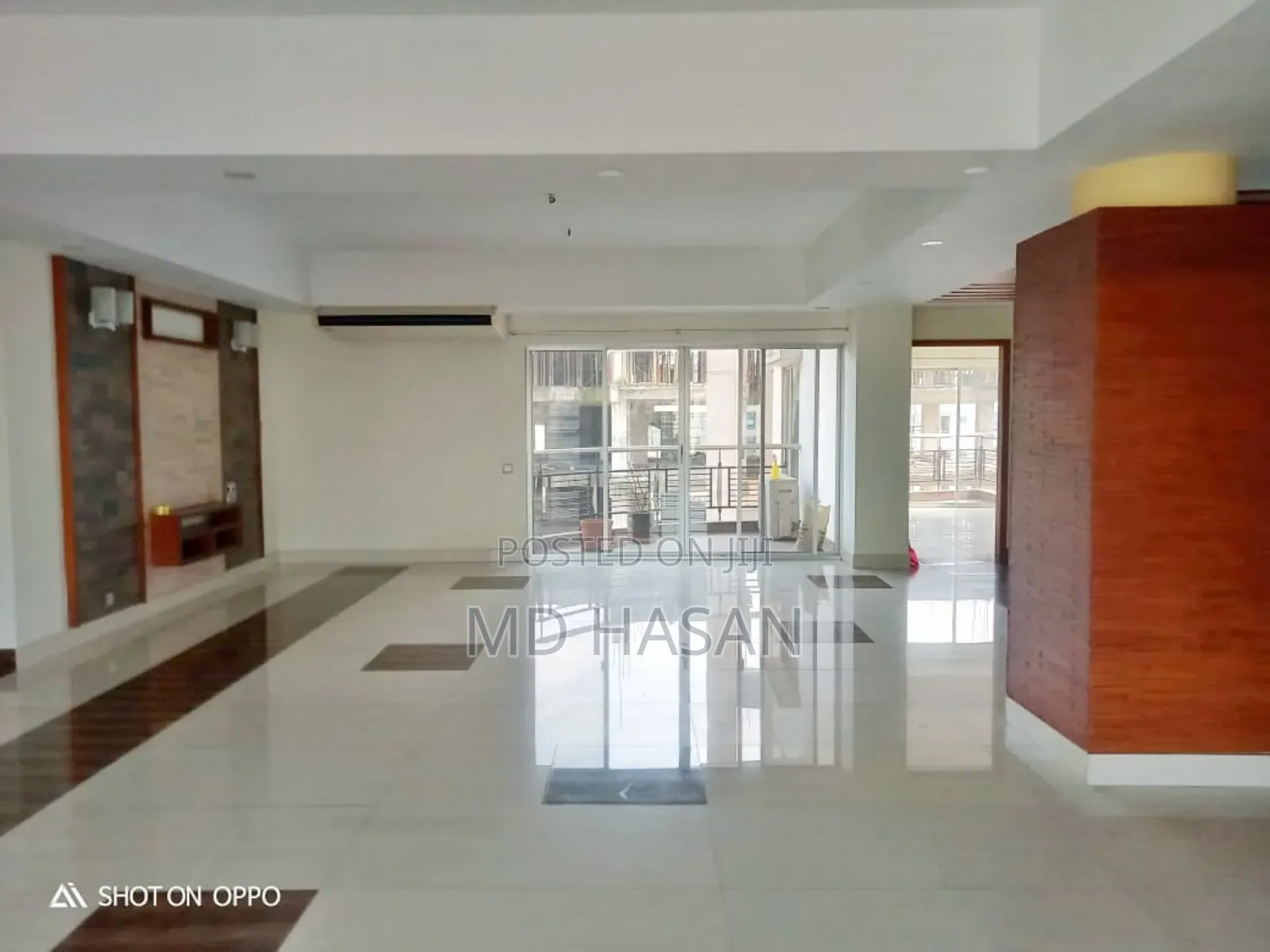 4bdrm Apartment in Semi Furnished for rent