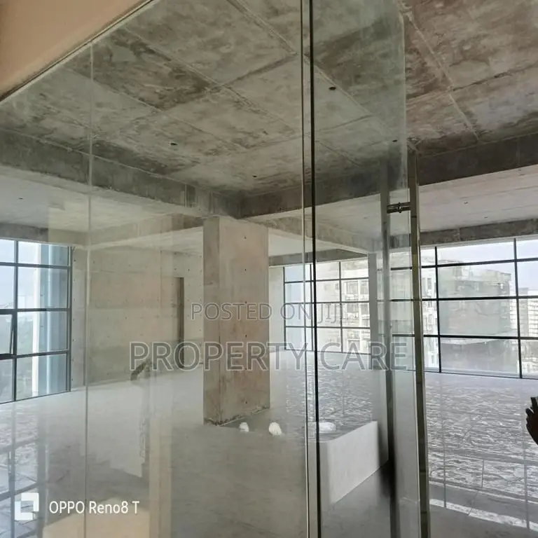 3200 SqFt Exclusive Commercial Space Rent In Gulshan (2)