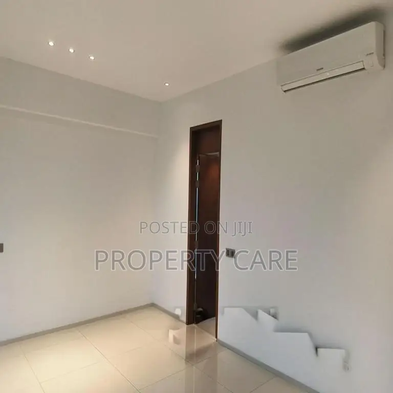 Luxurious 8800 Sqft Duplex Apartment Rent in Gulshan Diploma