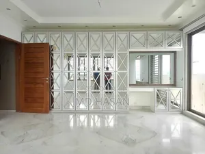 3bdrm Apartment in Semi Furnished for rent