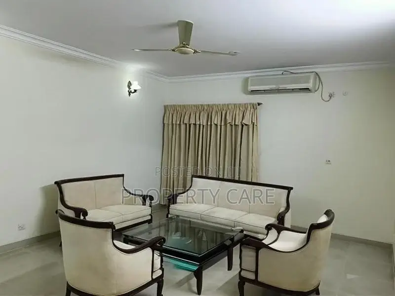 FULL FURNISHED FLAT RENT IN GULSHAN