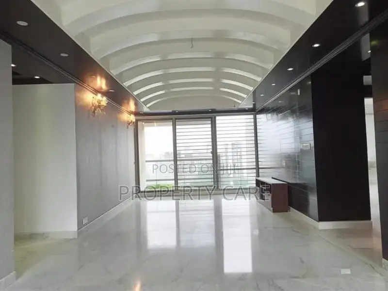 Lake View Luxurious 3440 Sqft Apartment Available For Rent i