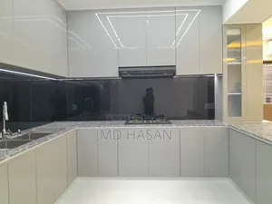 4bdrm Apartment in Semi Furnished for rent